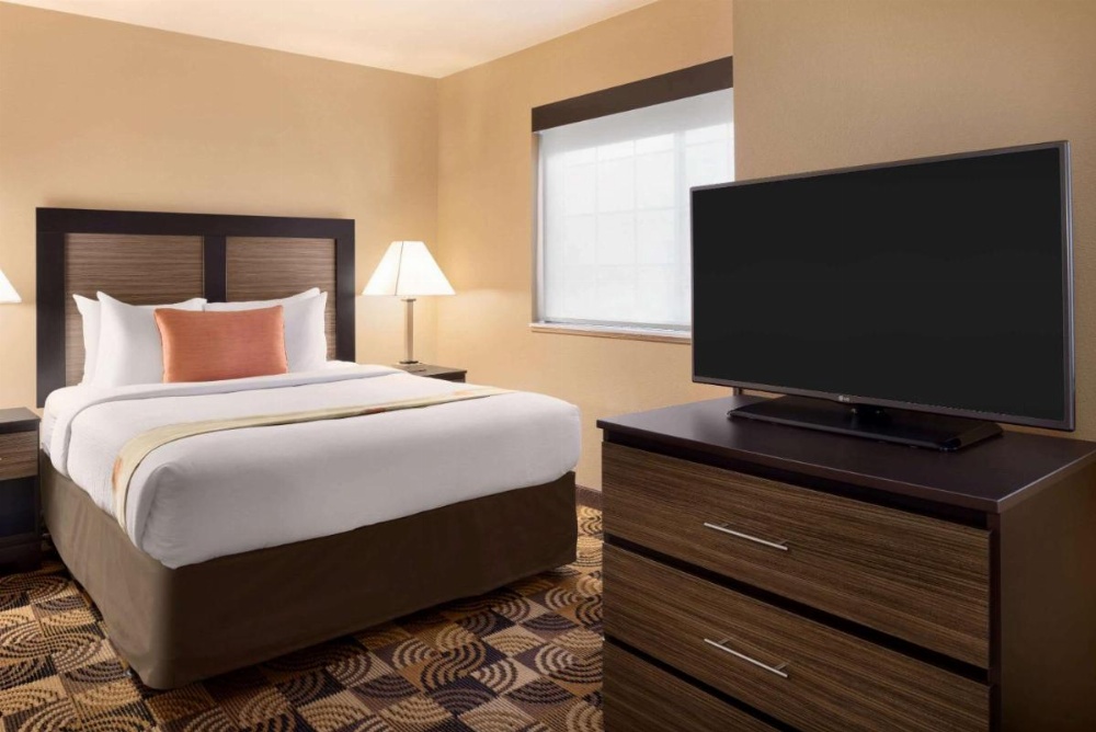 Hawthorn Suites By Wyndham Oak Creek/Milwaukee Airport Image 15