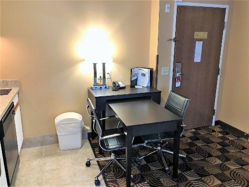 Hawthorn Suites By Wyndham Oak Creek/Milwaukee Airport image 19