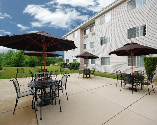 Hawthorn Suites By Wyndham Oak Creek/Milwaukee Airport image 5